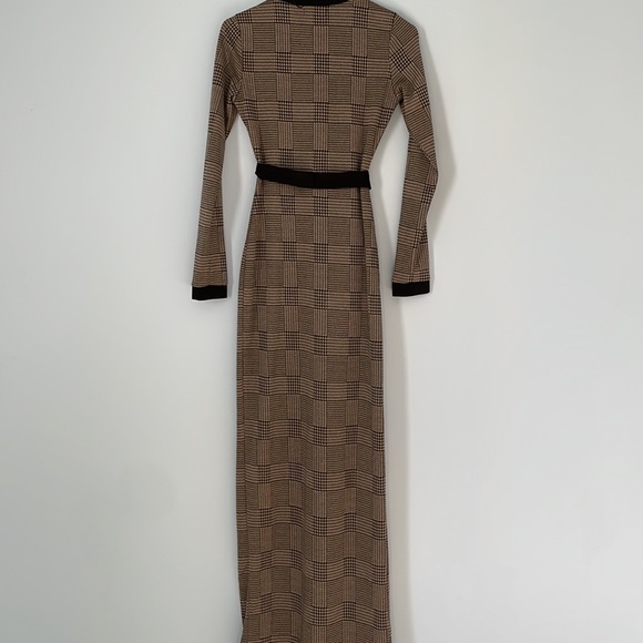 Long sleeve dress - Picture 5 of 7